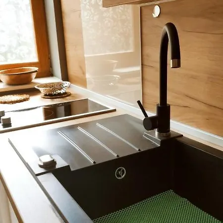 Cozy, & Quiet Lucky - Free Public Parking Apartman *