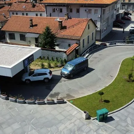 Cozy, Nice & Quiet Apartment Lucky Sarajevo - Garage On Demand Or Free Public Parking