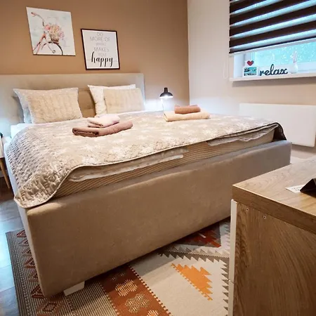 Cozy, & Quiet Lucky - Free Public Parking * Szarajevó