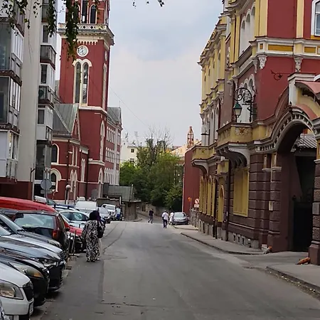 Cozy, & Quiet Lucky - Free Public Parking * Sarajevo